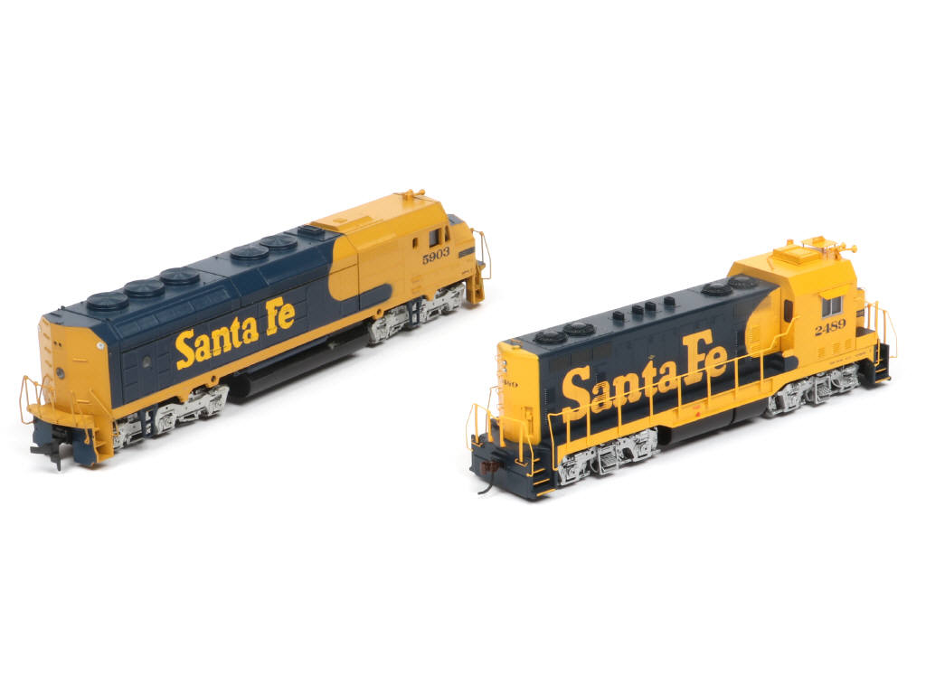 Lot 25 - ATHEARN 'HO' (USA) (2)