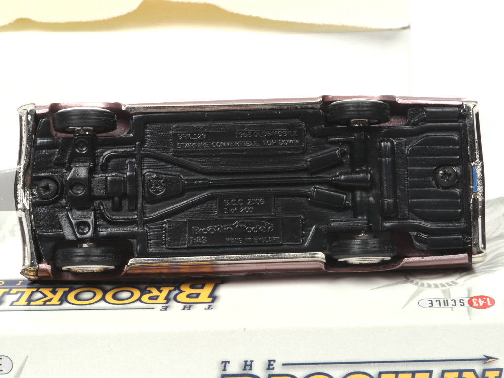 Lot 107 - BROOKLIN MODELS (GB) (1)