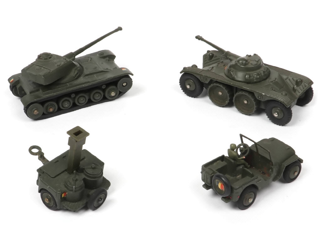 Lot 249 - DINKY TOYS (FRANCE) (4)