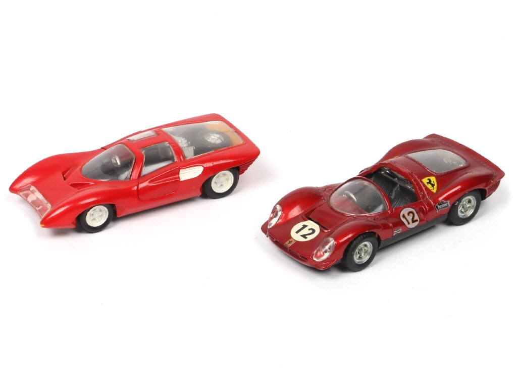 Lot 153 - DIVERS (24)