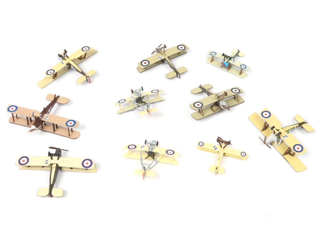 Lot 144 - DIVERS (10)