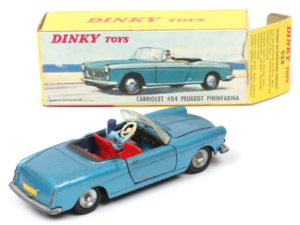 Lot 222 - DINKY TOYS (FRANCE) (1)