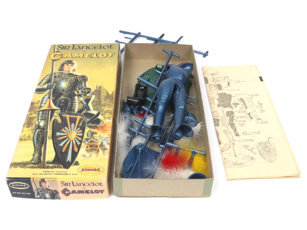 Lot 105 - AURORA PLASTICS (USA) (1)