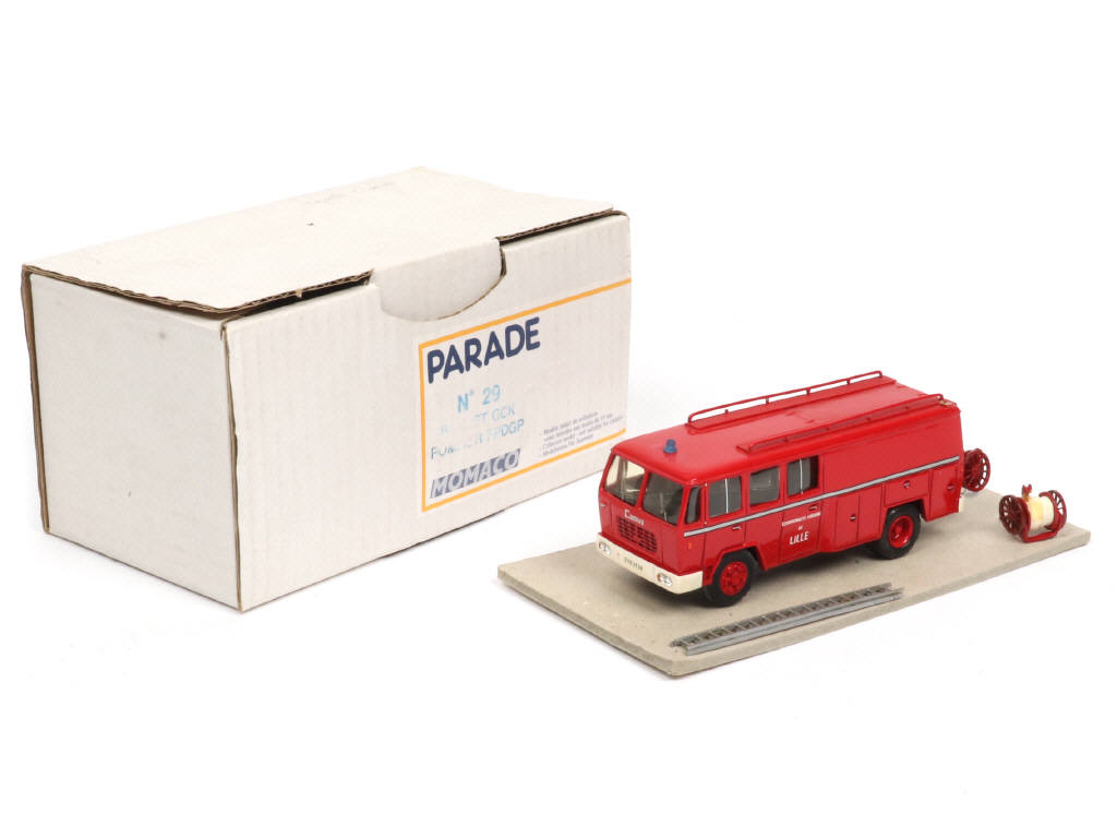 Lot 122 - PARADE (FRANCE) (1)