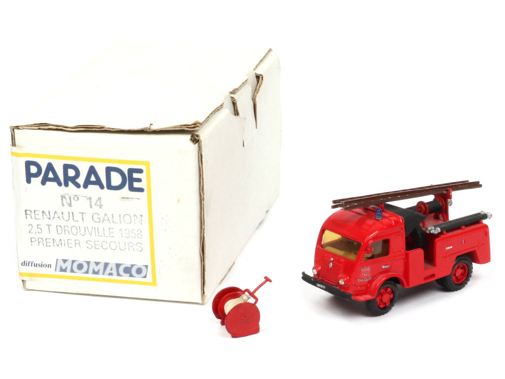 Lot 121 - PARADE (FRANCE) (1)