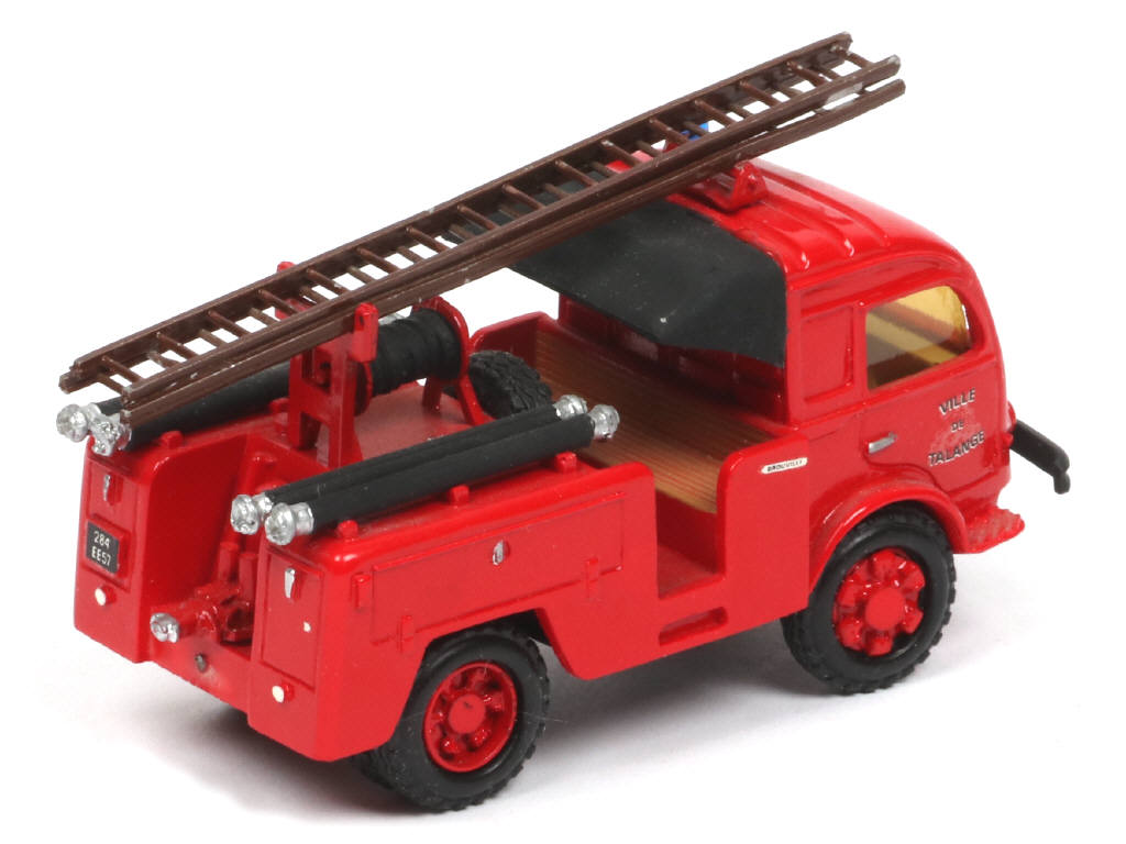 Lot 121 - PARADE (FRANCE) (1)