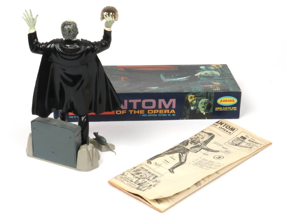 Lot 13 - AURORA PLASTICS (USA) (1)