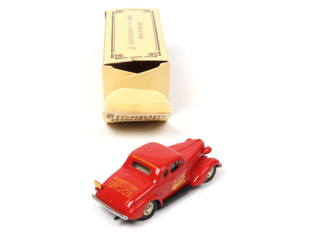 Lot 148 - BROOKLIN MODELS (GB) (1)