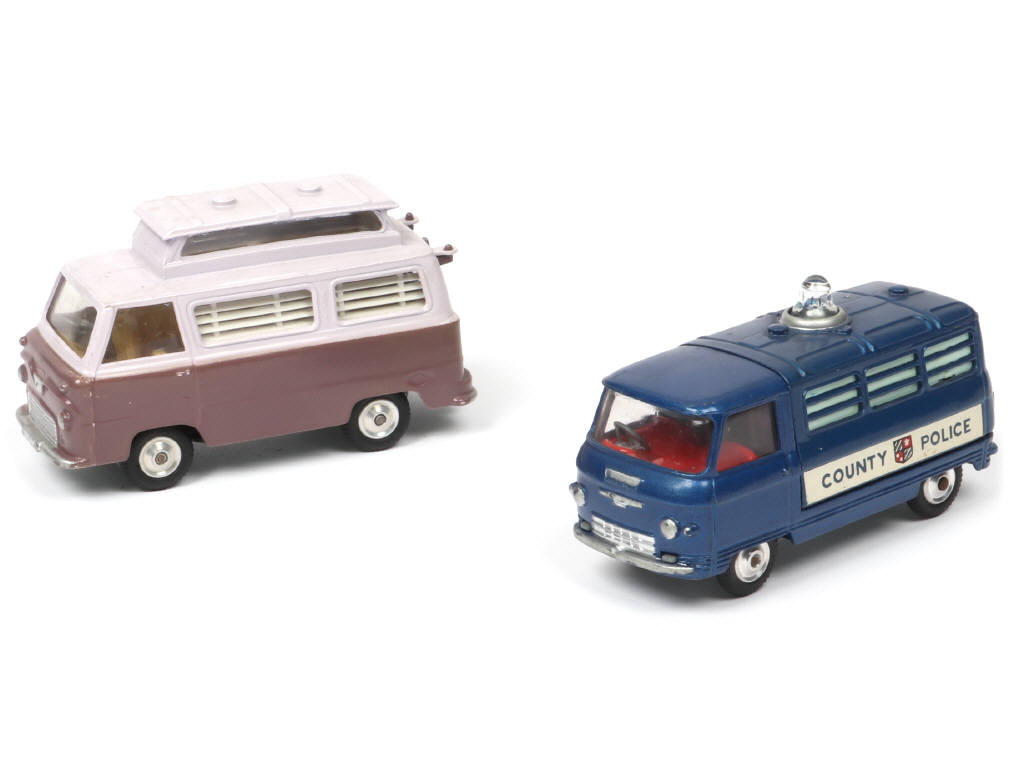 Lot 217 - CORGI TOYS (GB) (2)