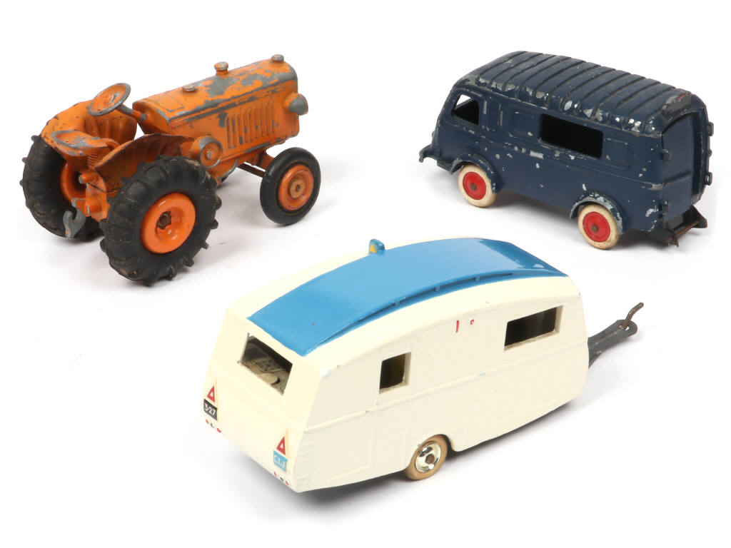 Lot 227 - C.I.J. (FRANCE) (3)