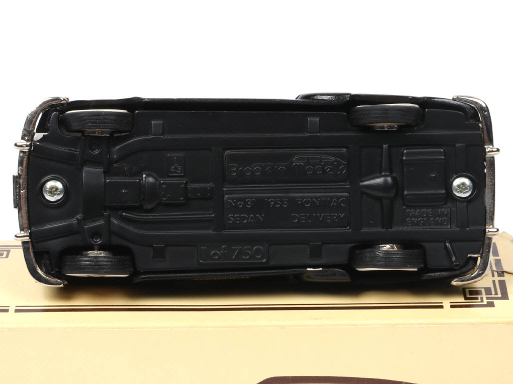 Lot 143 - BROOKLIN MODELS (GB) (1)