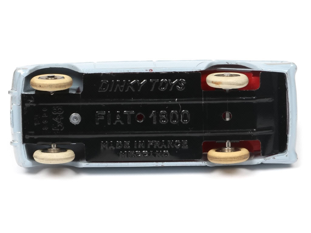 Lot 168 - DINKY TOYS (FRANCE) (1)