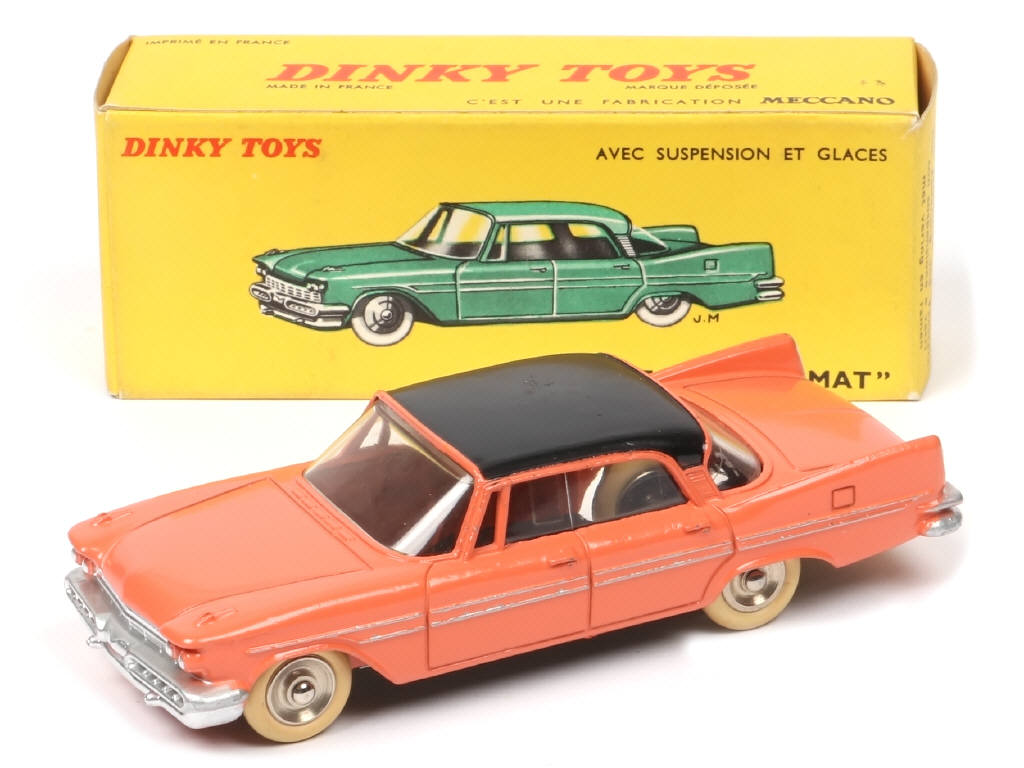 Lot 165 - DINKY TOYS (FRANCE) (1)