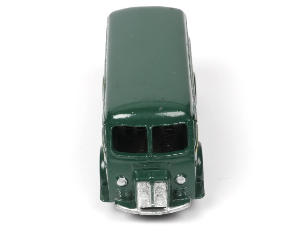 Lot 149 - DINKY TOYS (FRANCE) (1)