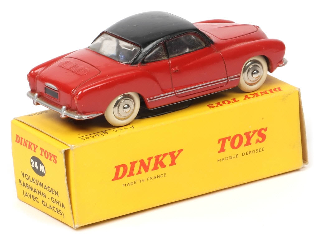 Lot 146 - DINKY TOYS (FRANCE) (1)