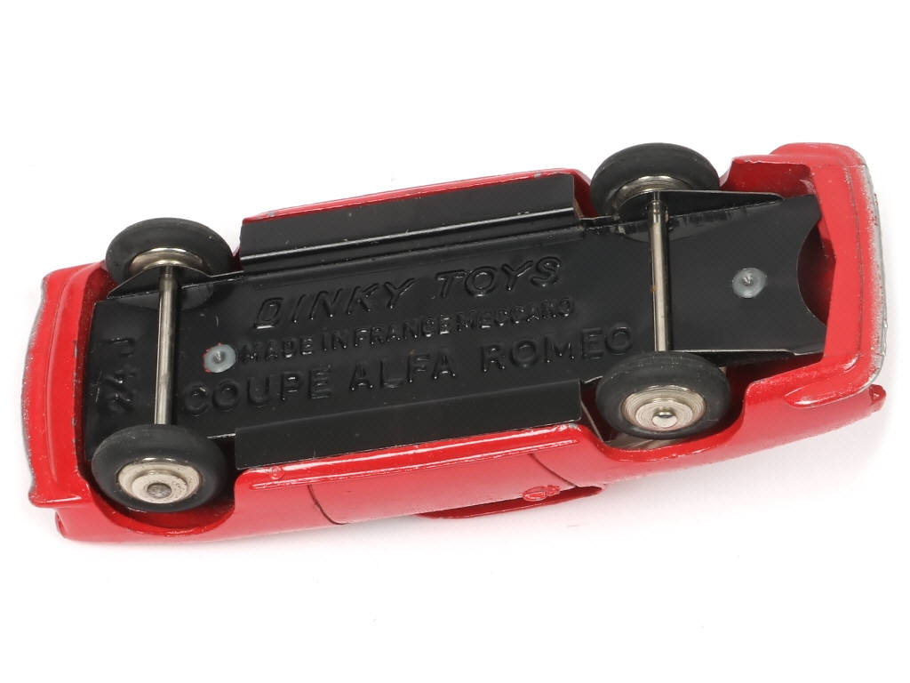 Lot 144 - DINKY TOYS (FRANCE) (1)