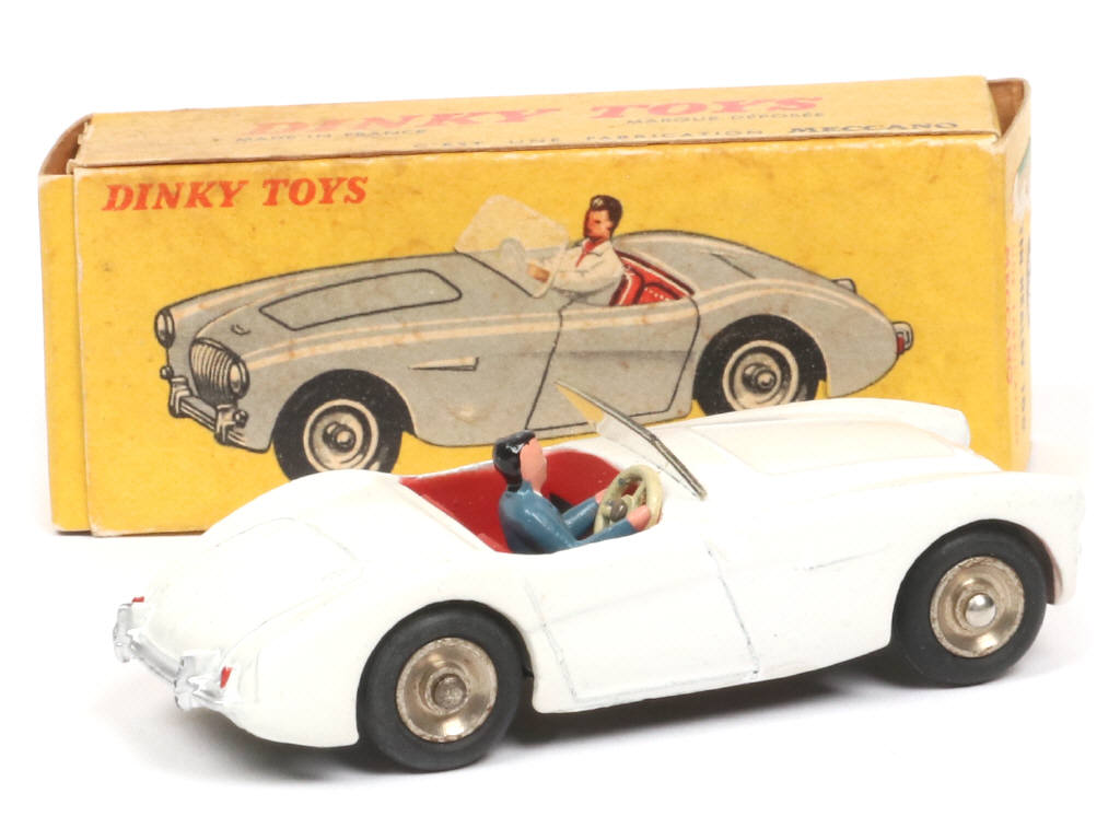 Lot 271 - DINKY TOYS (FRANCE) (1)