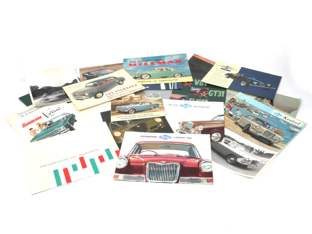Lot 12 - DIVERS (GB) (20)