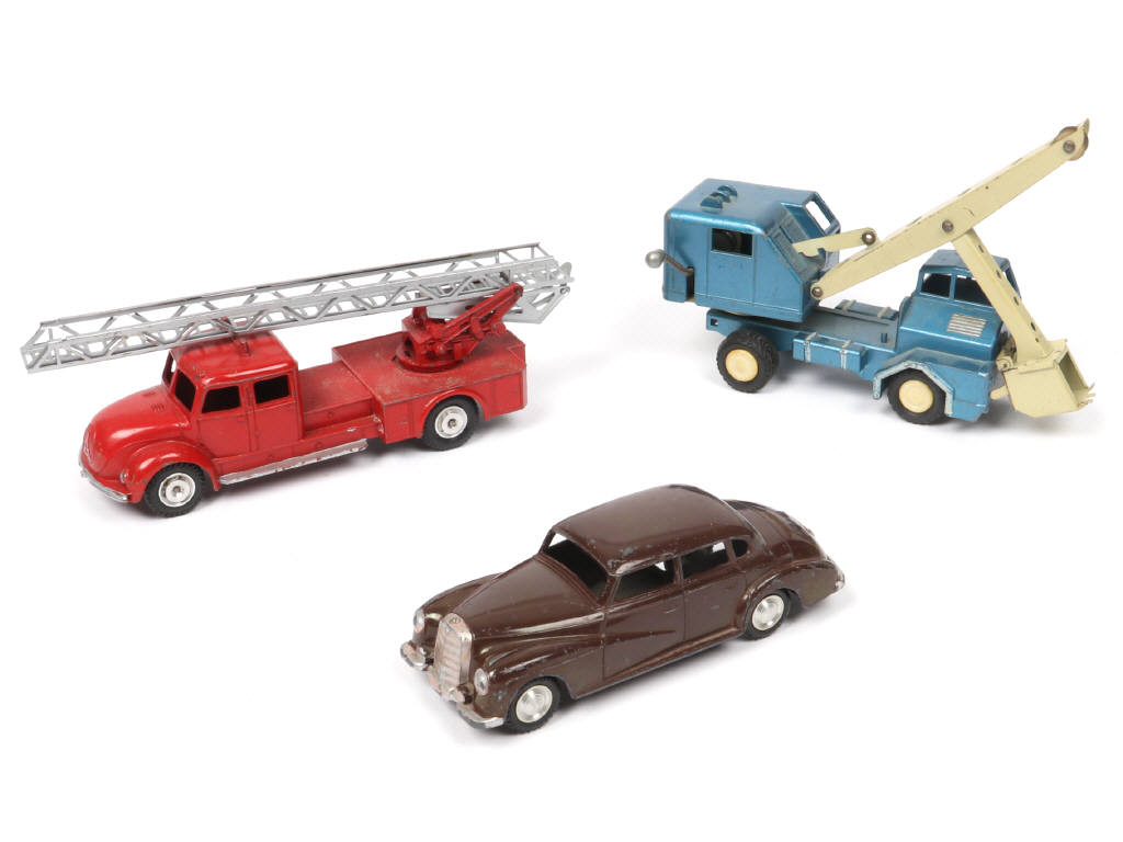 Lot 232 - MÄRKLIN (ALLEMAGNE) (3)