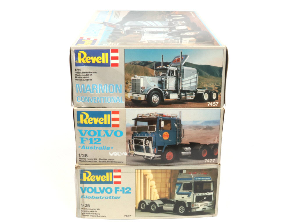 Lot 48 - REVELL (USA) (3)