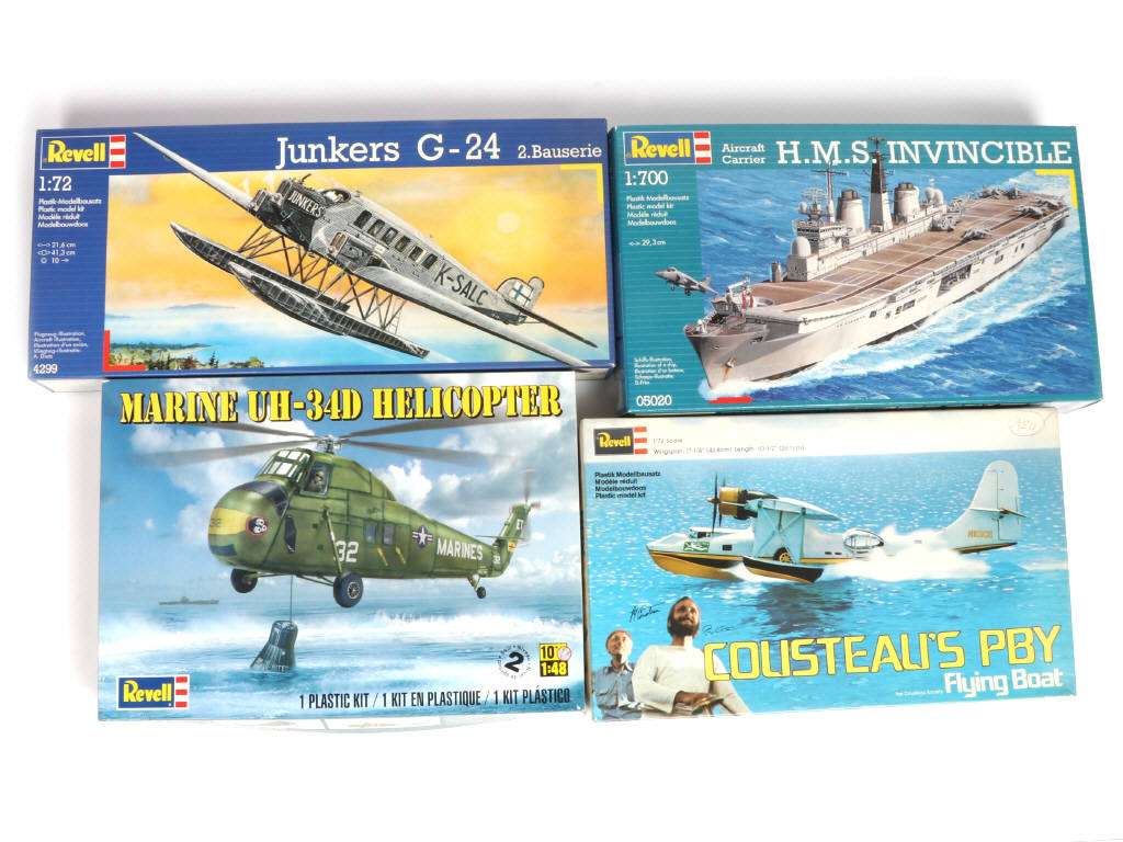 Lot 30 - REVELL (USA) (4)