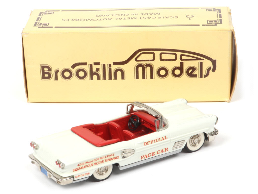 Lot 102 - BROOKLIN MODELS (GB) (1)