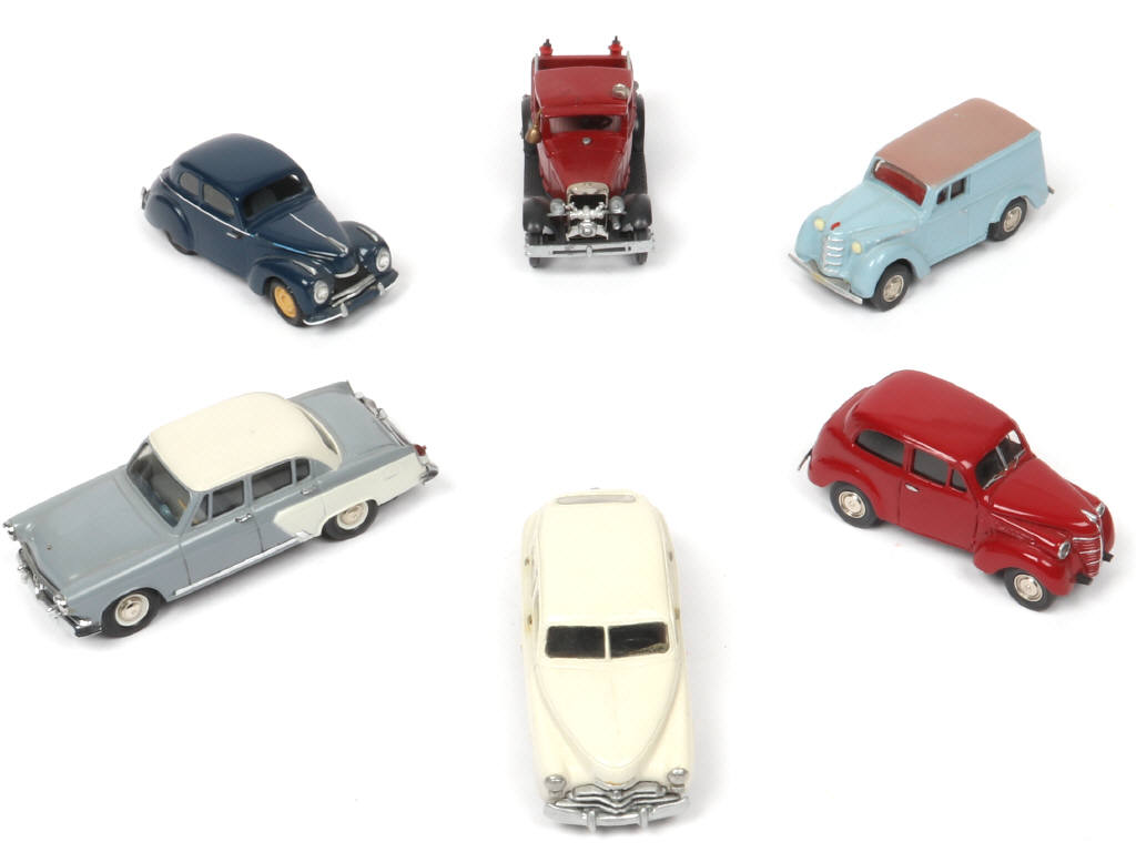 Lot 131 - DIVERS (URSS) (6)