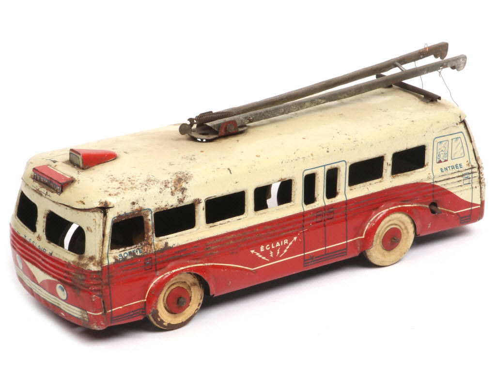 Lot 83 - C.R. (FRANCE) (1)