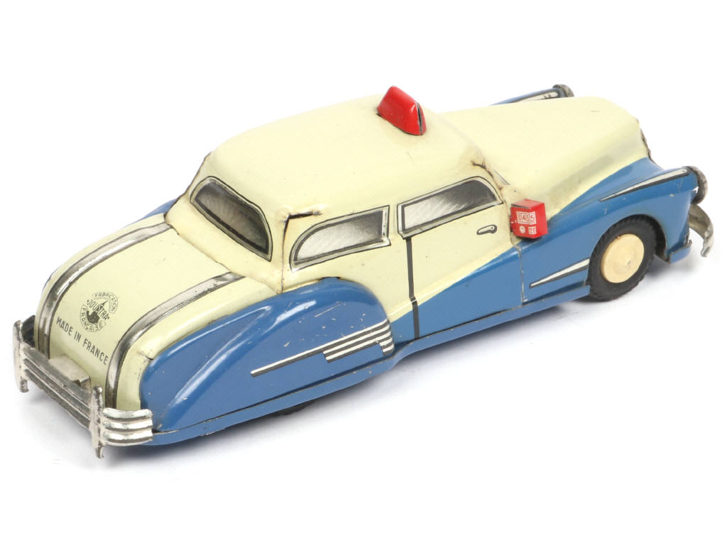 Lot 82 - JOUSTRA (FRANCE) (1)