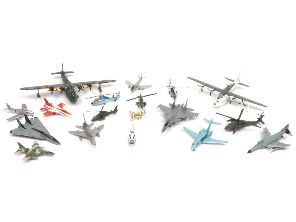 Lot 114 - DIVERS (18)