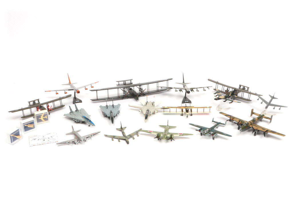 Lot 75 - DIVERS (16)