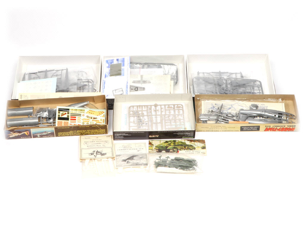 Lot 56 - DIVERS (11)