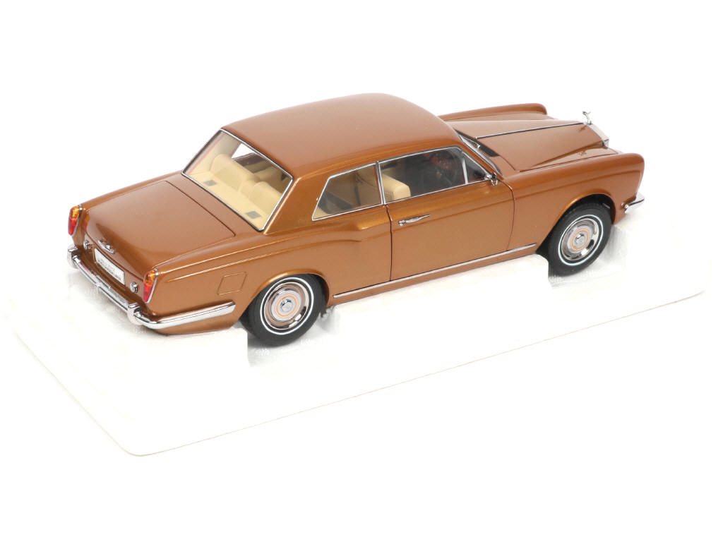 Lot 101 - PARAGON MODELS (CHINE) (1)