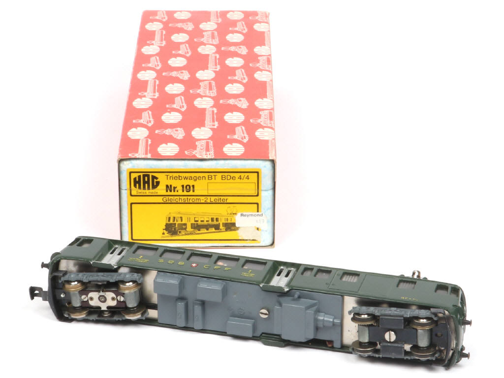 Lot 30 - HAG (SUISSE) (1)