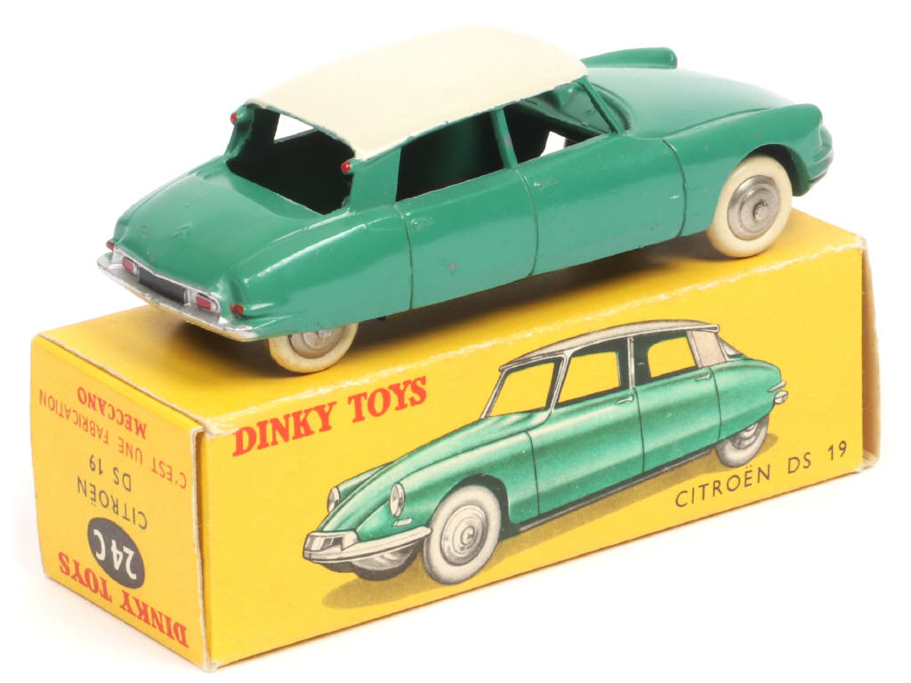 Lot 248 - DINKY TOYS (FRANCE) (1)