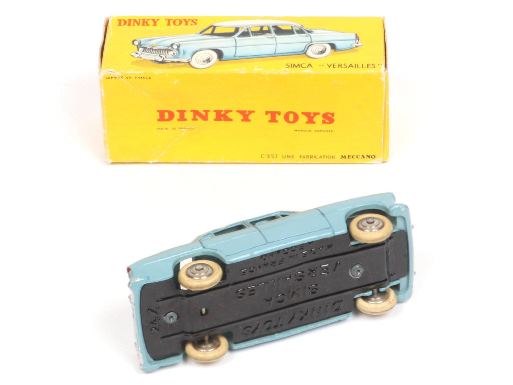 Lot 269 - DINKY TOYS (FRANCE) (1)