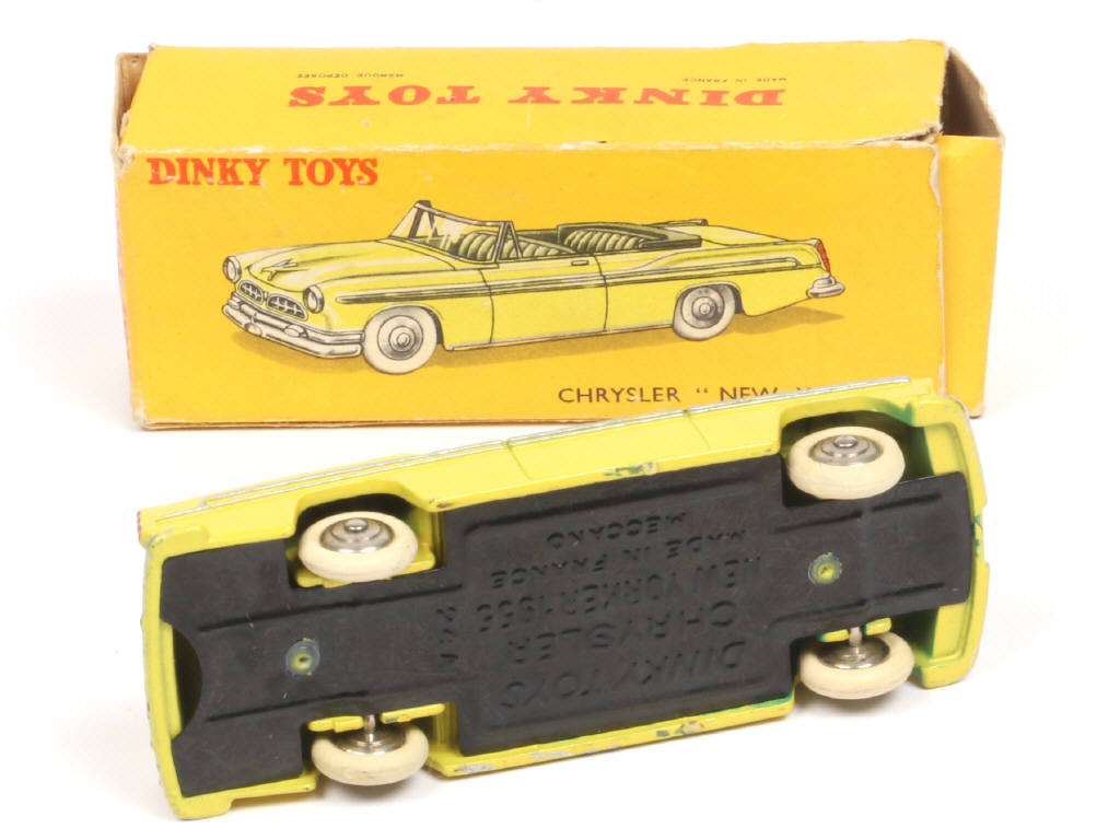 Lot 247 - DINKY TOYS (FRANCE) (1)