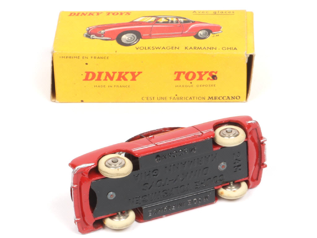 Lot 260 - DINKY TOYS (FRANCE) (1)