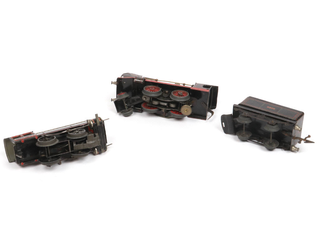 Lot 58 - DIVERS (O) (3)