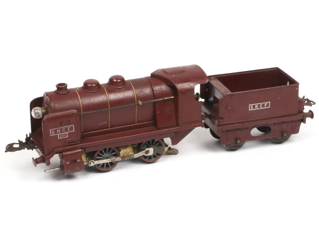 Lot 45 - HORNBY 'O' (FRANCE) (1)