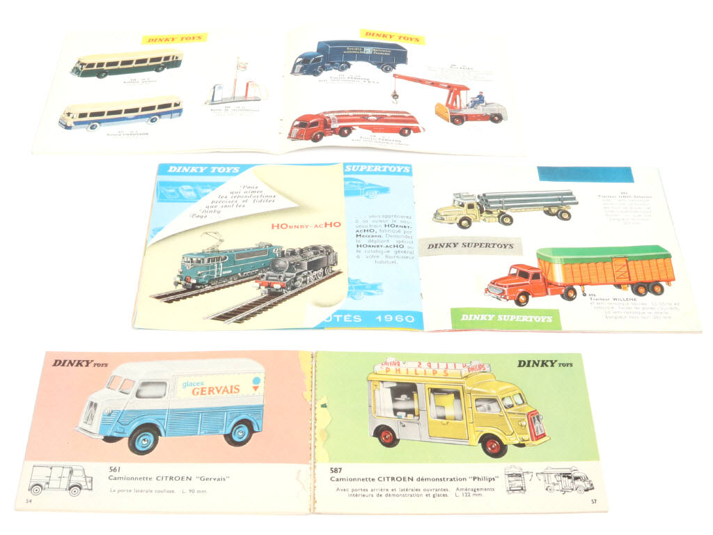 Lot 8 - DINKY TOYS (FRANCE) (3)
