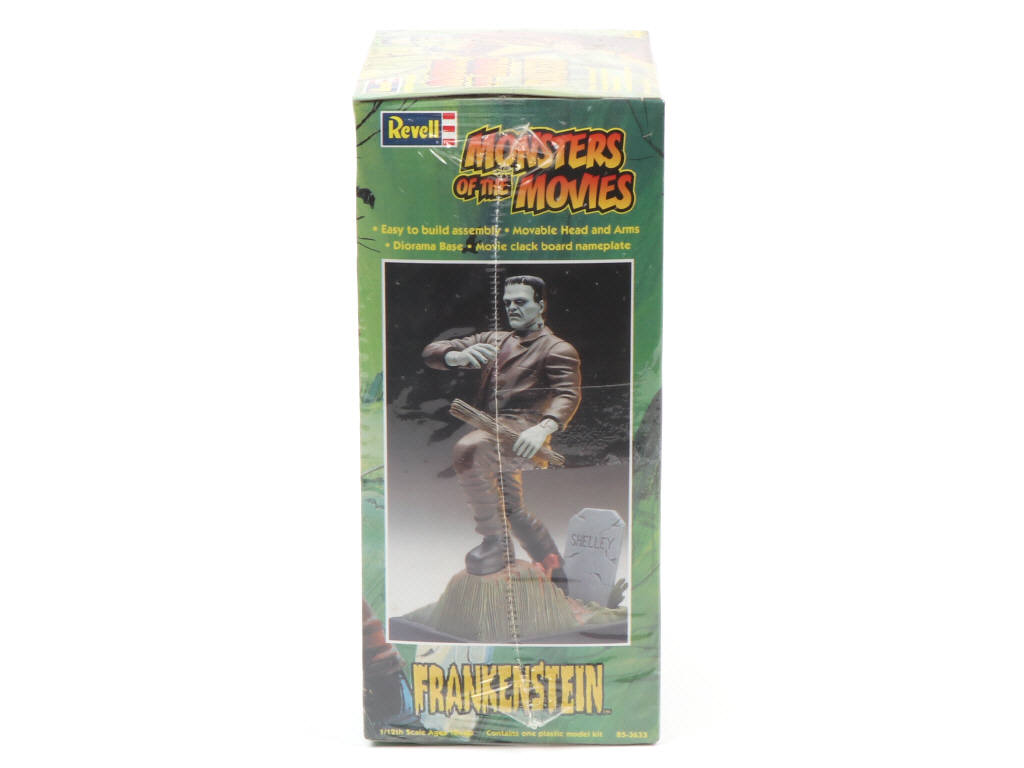 Lot 254 - REVELL (USA) (1)