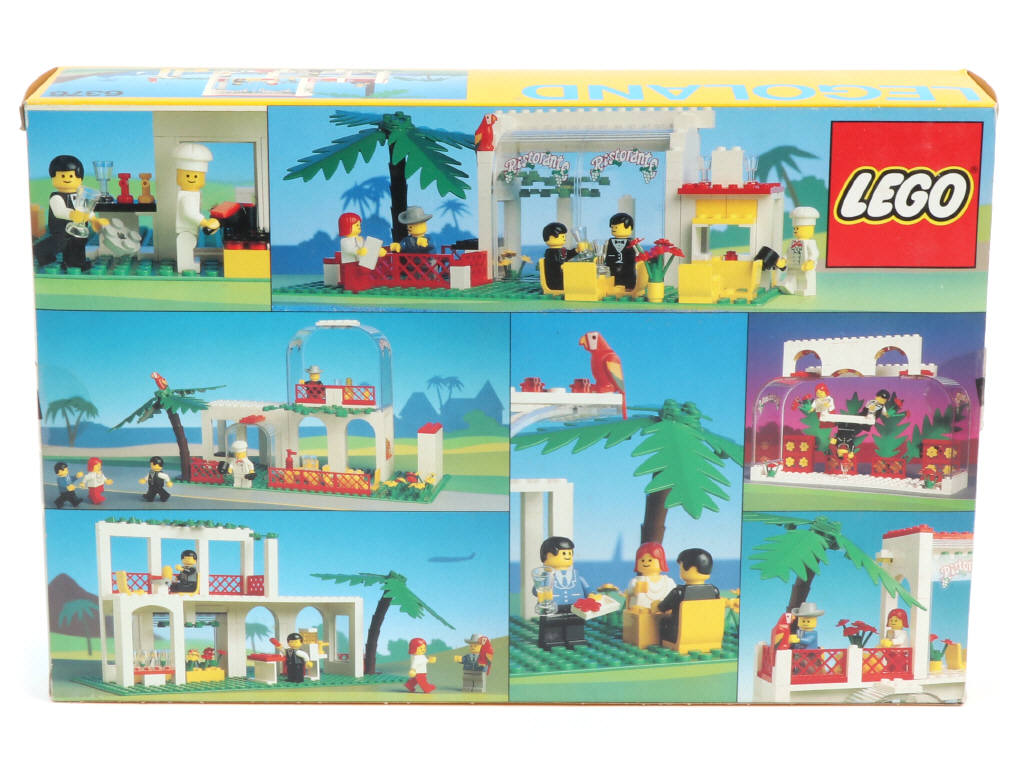 Lot 299 - LEGO (DANEMARK) (1)