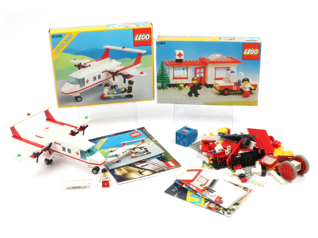 Lot 304 - LEGO (DANEMARK) (2)