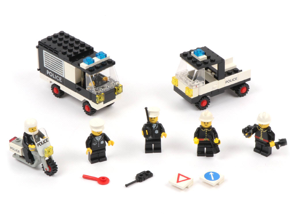 Lot 307 - LEGO (DANEMARK) (11)