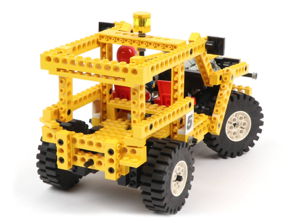 Lot 279 - LEGO (DANEMARK) (1)