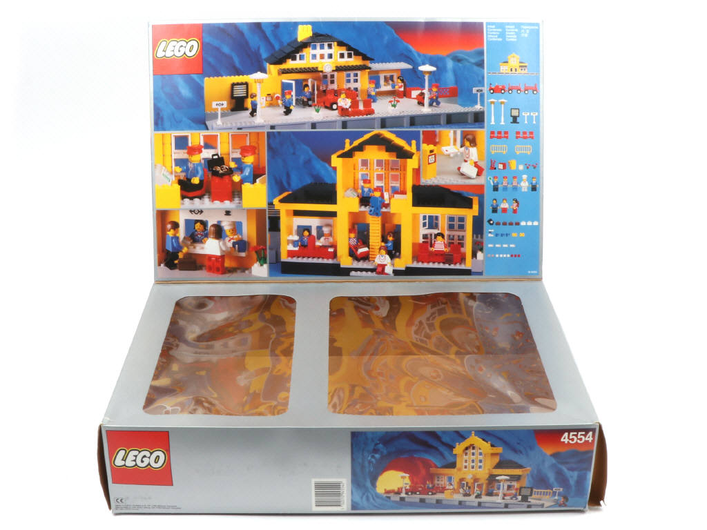 Lot 317 - LEGO (DANEMARK) (1)