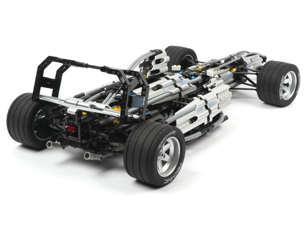 Lot 322 - LEGO (DANEMARK) (1)