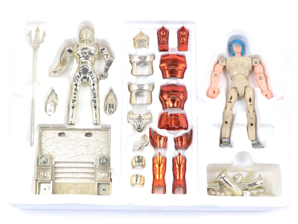 Lot 171 - BANDAÏ (JAPON) (2)