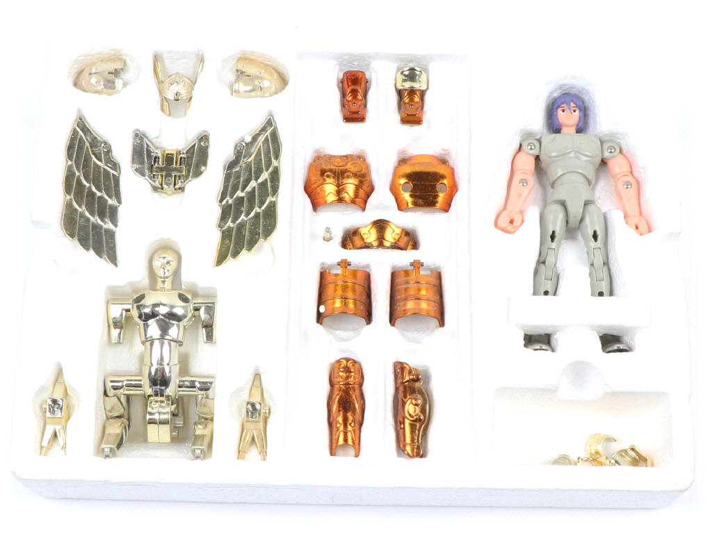 Lot 171 - BANDAÏ (JAPON) (2)